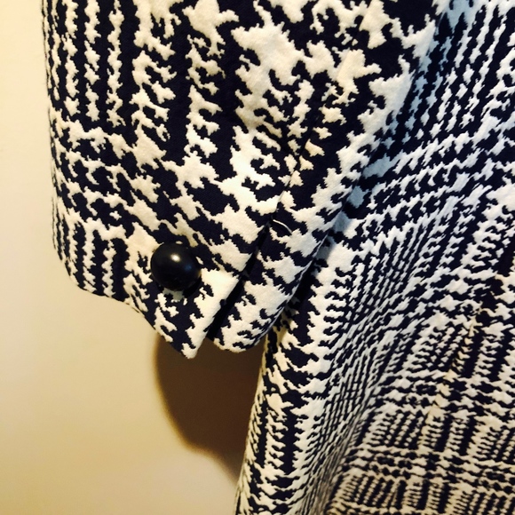 Christian Dior Coat-navy and white houndstooth - Picture 6 of 8